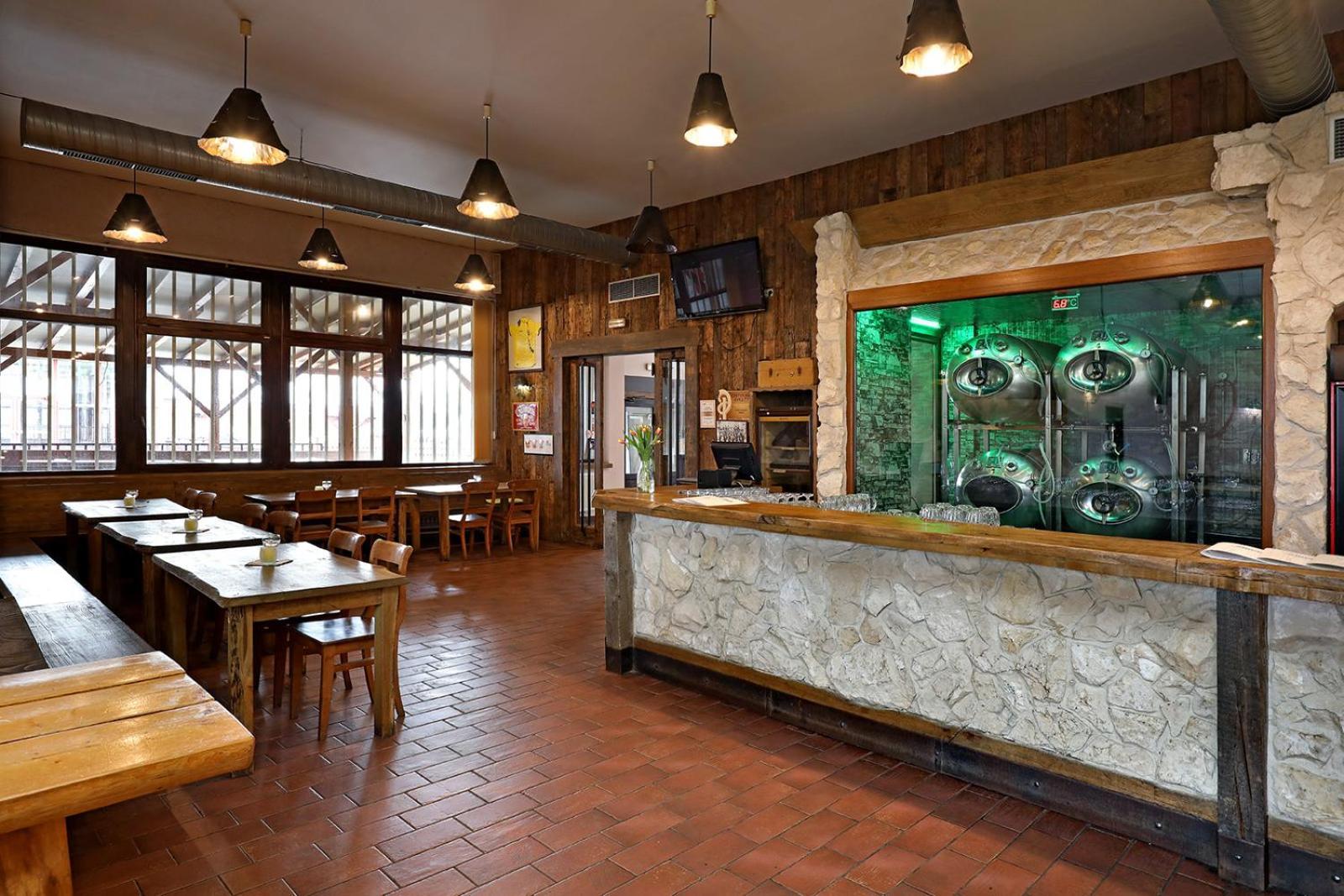 Hotel Zimni Stadion Slaný Eksteriør bilde